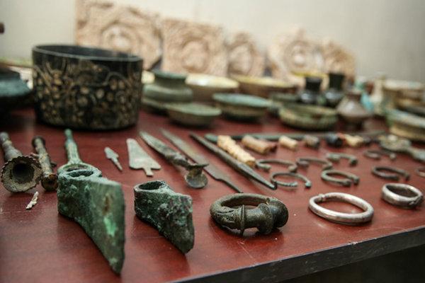 کشف اشیاء تاریخی هزاره اول قبل از میلاد در نهاوند