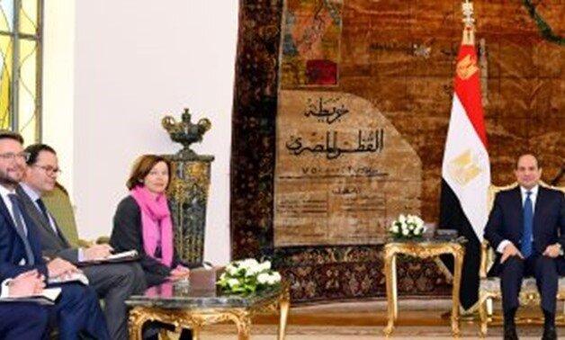 ملاقات وزیر دفاع فرانسه و رئیس جمهور مصر