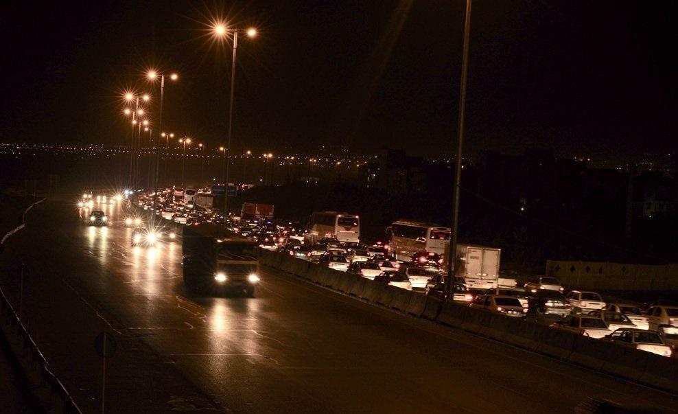 اصلاح سیستم روشنایی عامل کاهش یک سوم مصرف انرژی اصلاح سیستم روشنایی عامل کاهش یک سوم مصرف انرژی
