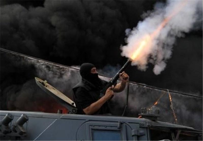 نیروهای امنیتی مصر از گلوله های جنگی برای مقابله با معترضین استفاده می کنند