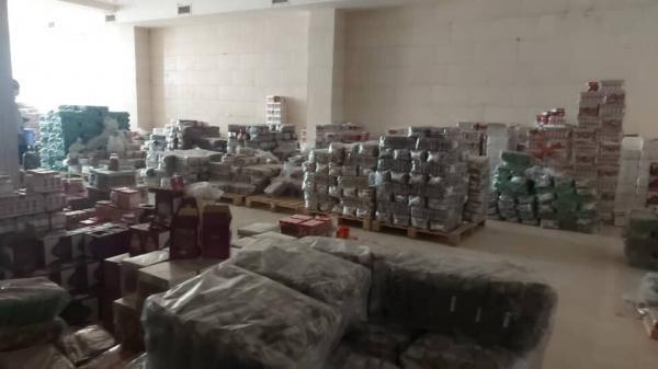 خبرنگاران بیش از 2 تن مواد غذایی احتکار شده در شیروان کشف خبرنگاران بیش از 2 تن مواد غذایی احتکار شده در شیروان کشف شد