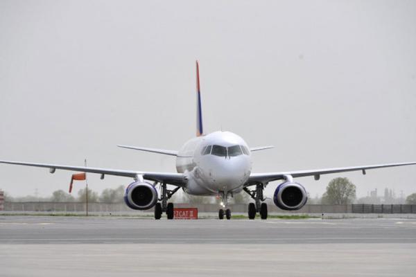 شرکت هواپیمایی سوخو هواپیمای مسافربری به ایران می فروشد