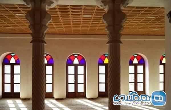 قلعه مظفری یکی از قلعه های تاریخی استان لرستان به شمار می قلعه مظفری یکی از قلعه های تاریخی استان لرستان به شمار می رود